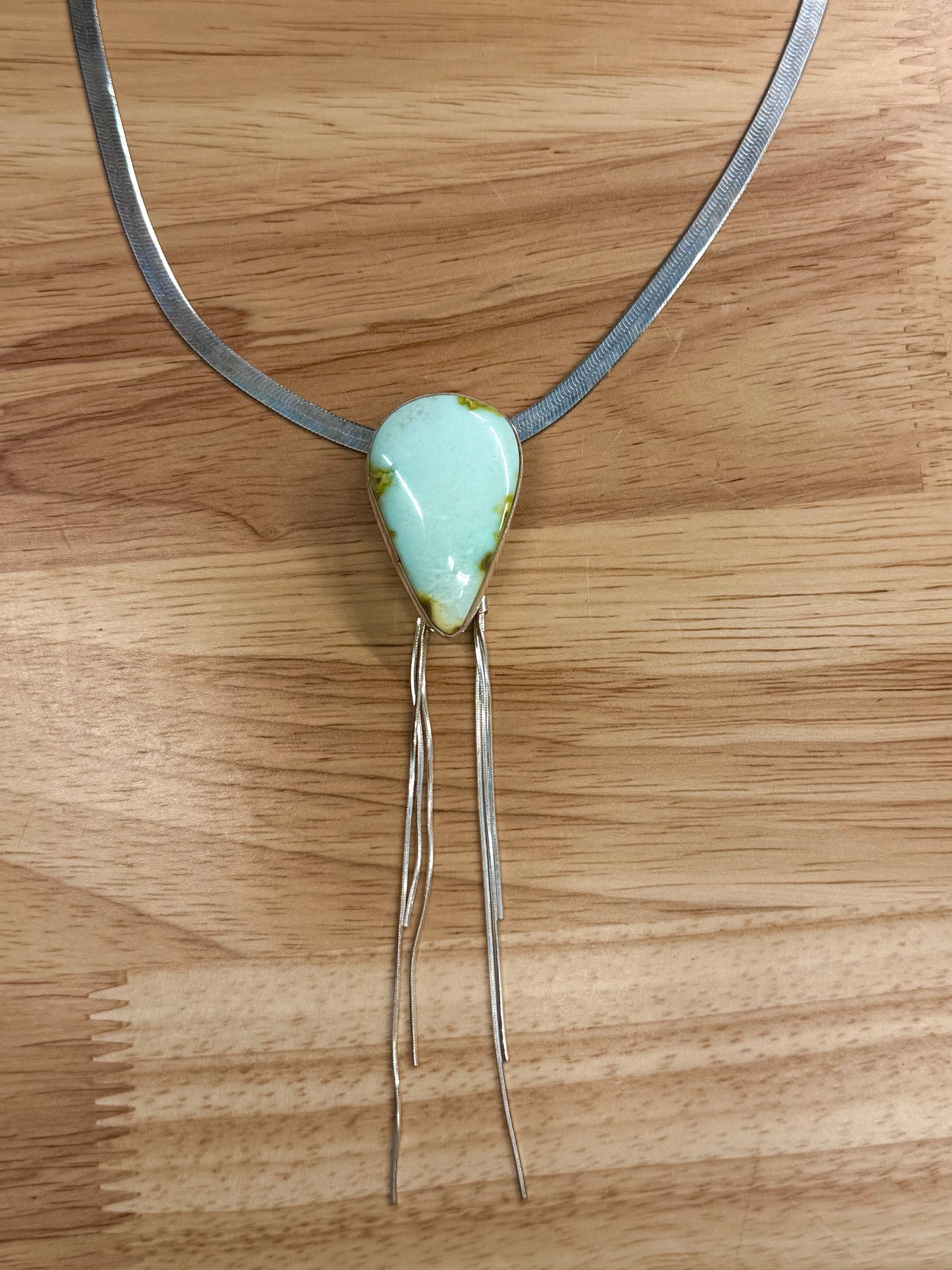 Palomino Chic Bolo