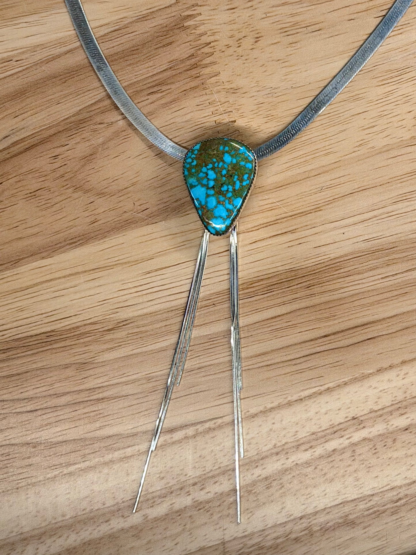 Kingman Chic Bolo